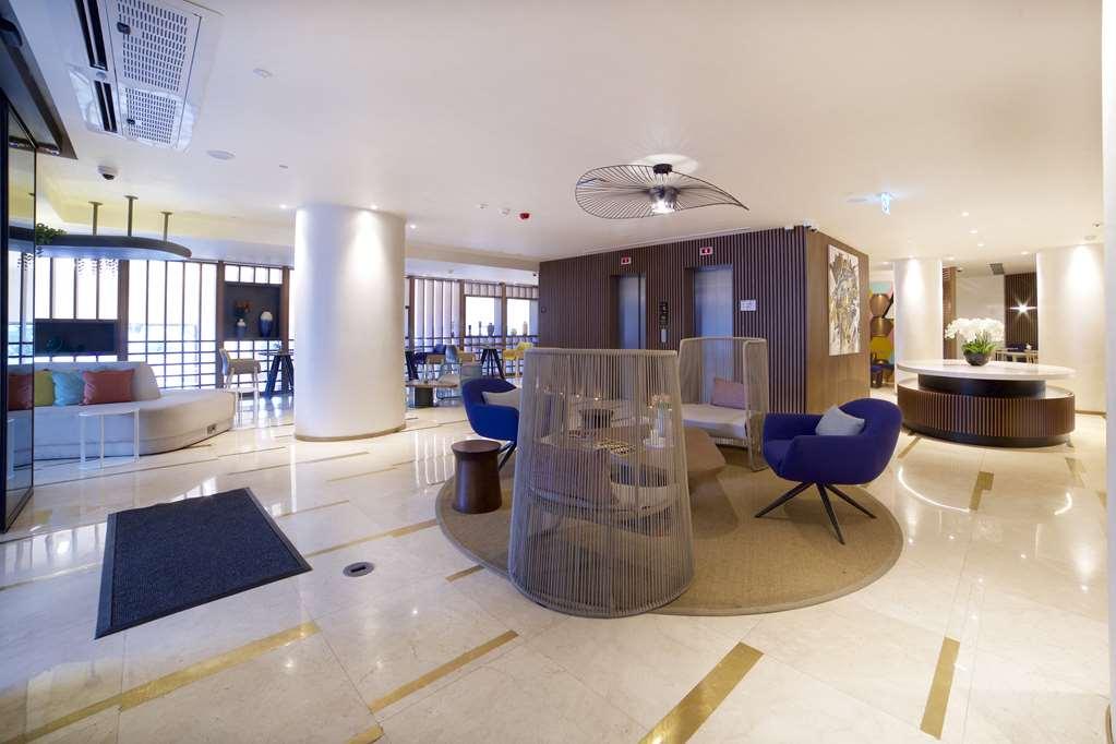 מלון Hampton By Hilton Old