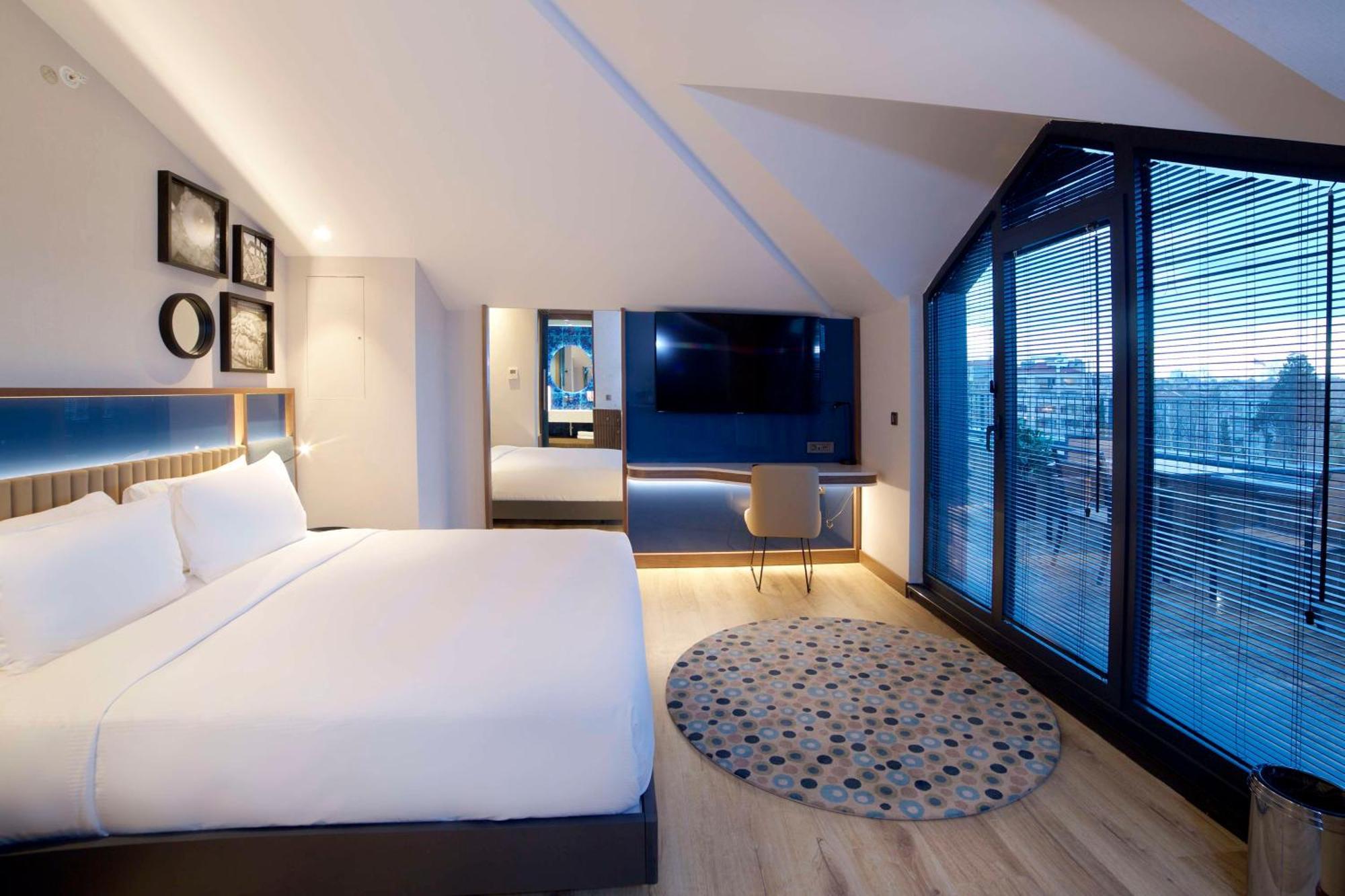 מלון Hampton By Hilton Old